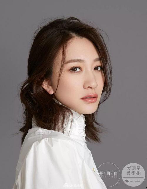 李小冉最新照片爆料,優雅魅力依舊不減當年